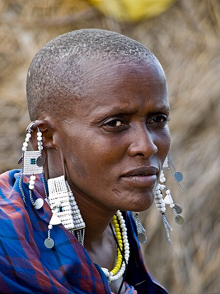 File:Maasai woman with stretched ears.jpg