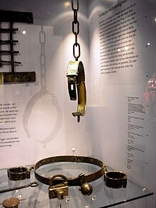 Instruments of torture from the 18th century, Regionaal Archeologisch Museum in Maaseik Maaseik, RAM03.jpg