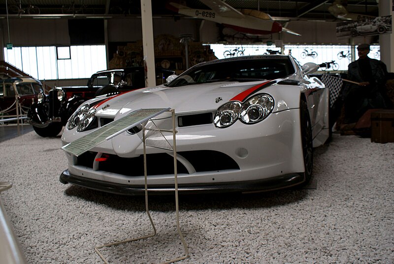 File:McLaren Mercedes-Benz SLR 2007 722 GT LFront SATM 05June2013 (14414109139).jpg