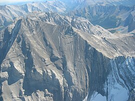 Mt-Rae-Alberta-Kanada-aerial1.jpg