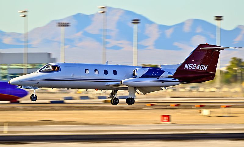 File:N524DW 1971 Gates Lear Jet 25B C-N 081 (5947628951).jpg