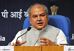 250px-Narendra Singh Tomar addressing a press conference after launching the Swachh Sarvekshan (Gramin)- 2017, in New Delhi