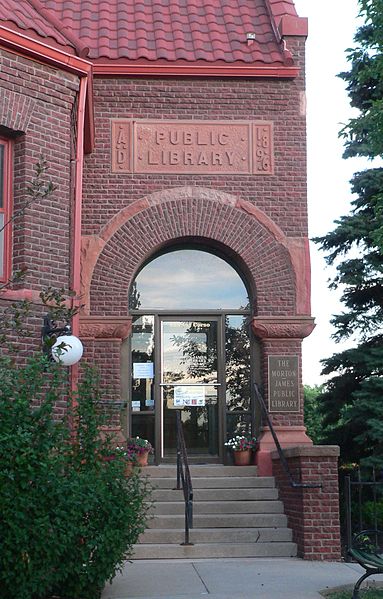 File:Nebraska City library entrance 1.JPG