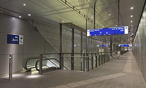 Станция метро NoordZuidLijn De Pijp hnapel 008. jpg 