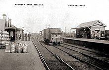 Oakleigh station in 1910 prior to electrification Oakleigh station in 1910, pre electrification.jpg