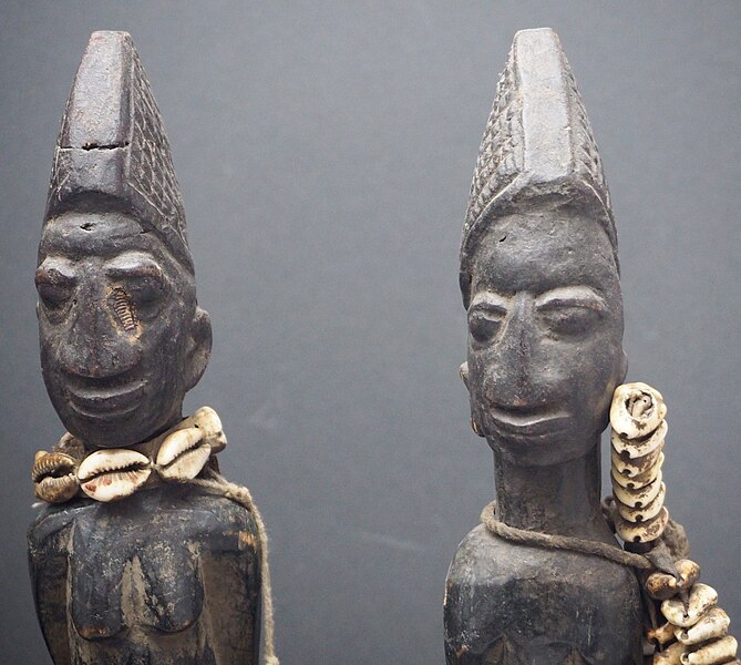 File:P5172309 h detail Pair of Esu shrine alter figures, Yoruba people Nigeria (17800615992).jpg