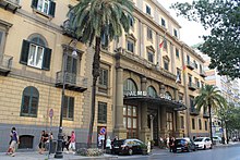 The historic Grand Hotel et des Palmes Palermo - panoramio (22).jpg