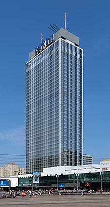 So kommt man zu dem Park Inn Berlin-Alexanderplatz mit den Öffentlichen - Mehr zum Ort Hier