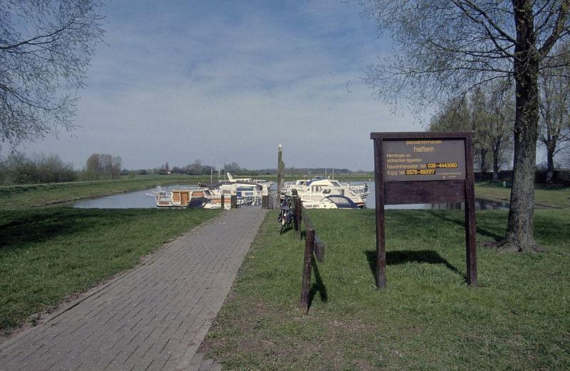 File:Passantenhaven - Hattem - 20360670 - RCE.jpg