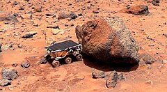 Mars Pathfinder - Mars lander and the first successful Mars rover, Sojourner Pathfinder01.jpg