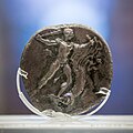 Phaistos - 322-300 BC - silver stater - Herakles fighting the Hydra - bull - Chania AM