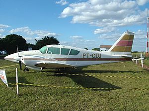 Piper PA-23-250 Aztec AN0864458.jpg