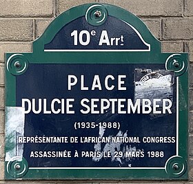 Voir la plaque.