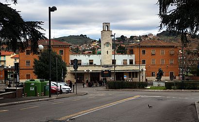 Come arrivare a Stazione Poggibonsi con i mezzi pubblici - Informazioni sul luogo