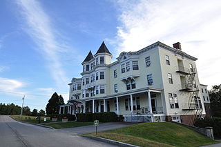 <span class="mw-page-title-main">Poland Springs Historic District</span> Historic district in Maine, United States