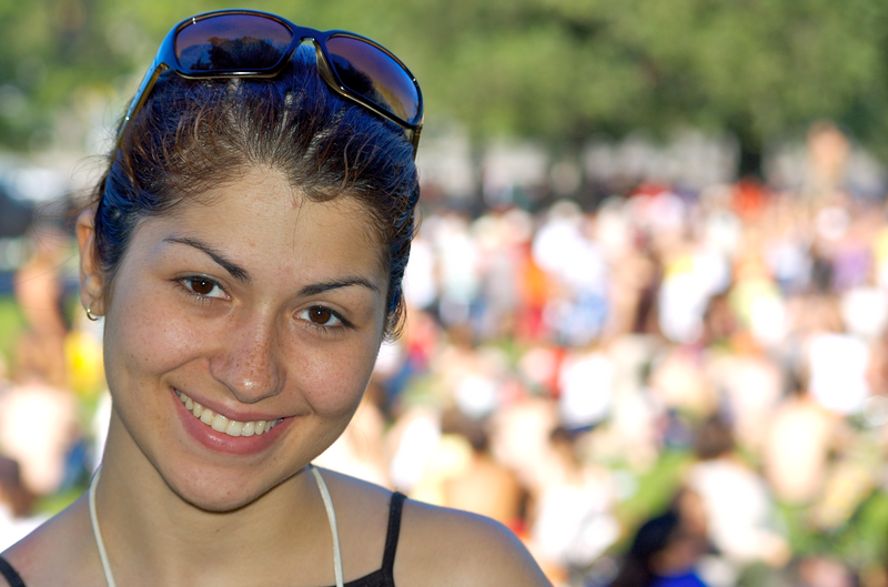 File:Portrait of a young woman in Montreal, Canada - 25 July 2007.png