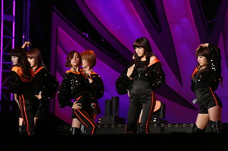 Fail:Rainbow_in_2010_Asia_Song_Festival.jpg