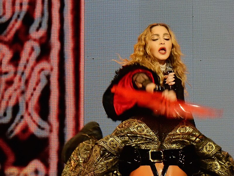 File:Rebel Heart tour 2016 - Melbourne 1 (26193936102).jpg