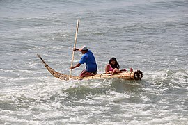 Reed boat in Huanchaco.jpg