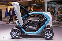 Renault Twizy z opcjonalnymi drzwiami nożycowymi