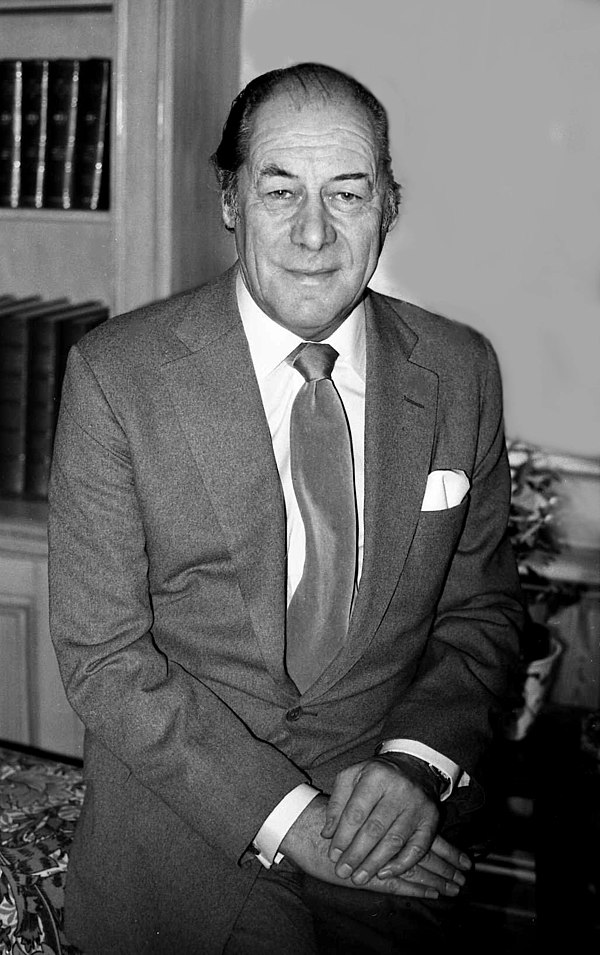 Harrison at his home in London in 1976, by Allan Warren