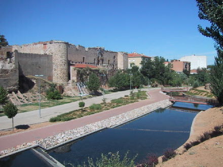 Remains of the "Alcazar of Guadalajara", built in the 9th century RuinasAlcazarGuadalajara2006.jpg