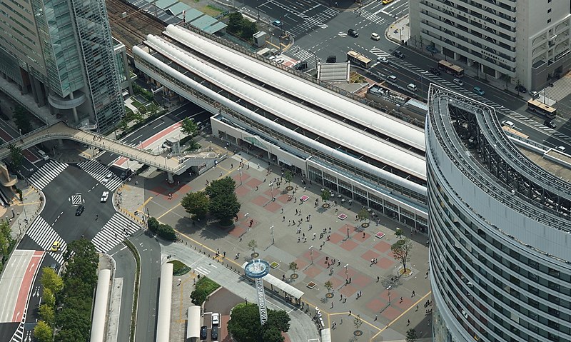 File:Sakuragicho Station from Landmark Tower 20140824.JPG