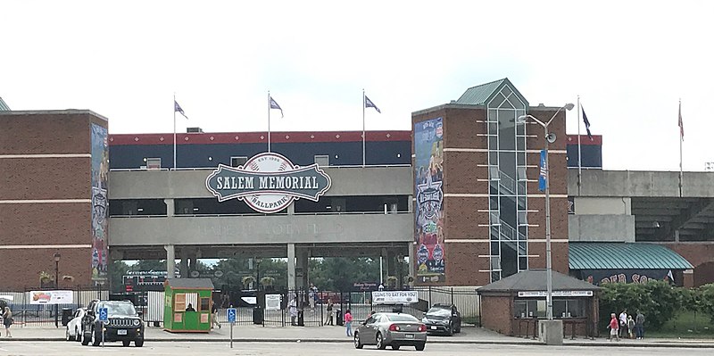 File:Salem Memorial Ballpark Exterior.jpg