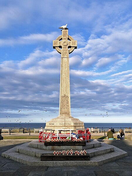 File:Seaham - Seaham War Memorial - 20220826184438.jpg