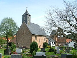 Jakobskirche, on the right in the background the west gable of the ruinous monastery church