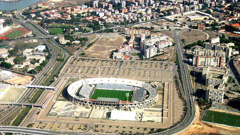 Ficheiro:Stadio Sant'Elia -Cagliari -Italy-23Oct2008.jpg