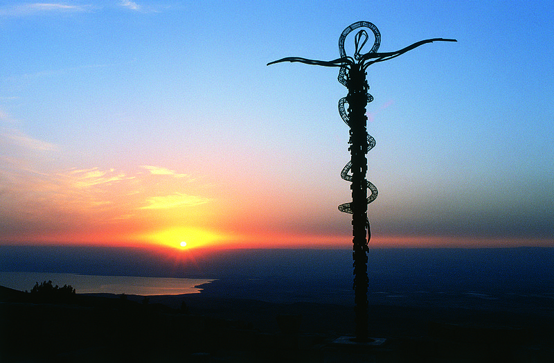 File:Staff at Sunset.jpg