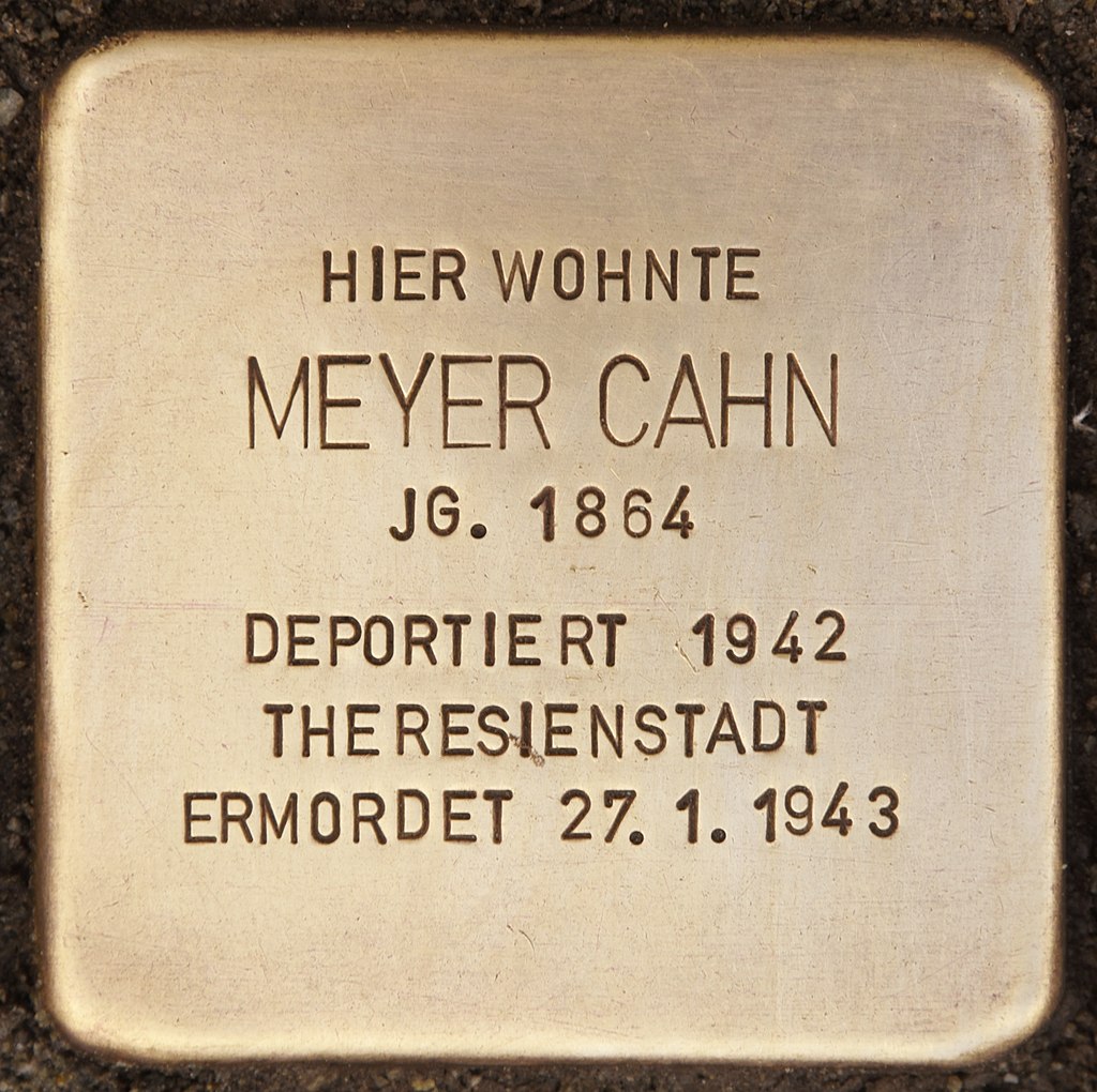 Stolperstein für Meyer Cahn (Luckenwalde).jpg