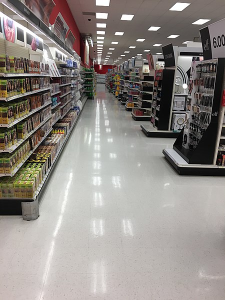 File:Target Dublin, CA 3 2017-10-19.jpg