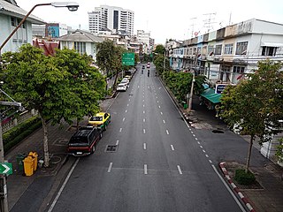 <span class="mw-page-title-main">Luang Road</span> Road in downtown Bangkok