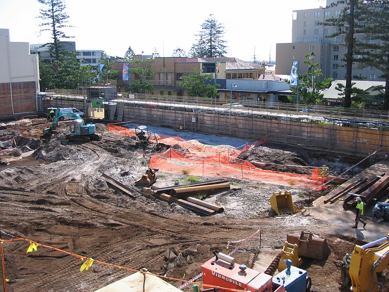 File:The Construction of the Glasshouse since Wednesday 18th April, 2007 - panoramio.jpg