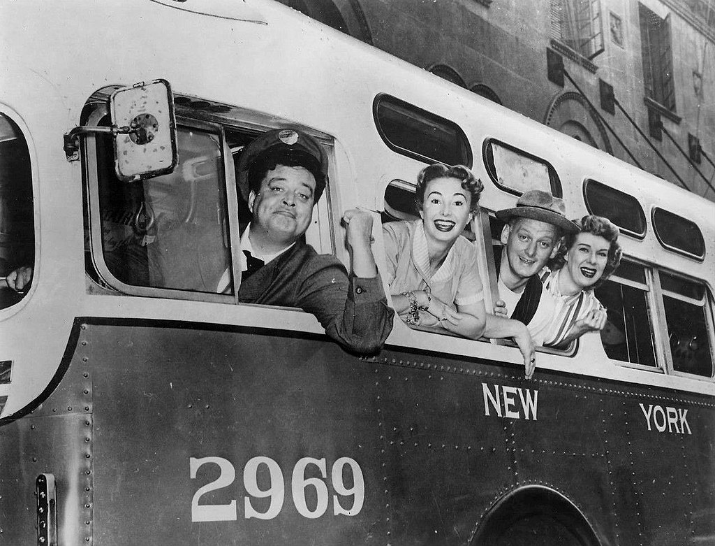 [Image: 1024px-The_Honeymooners_full_cast_1955.JPG]