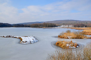 Le lac de Malsaucy, à Sermamagny (France). (définition réelle 4 286 × 2 840)