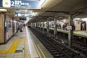 Tokyo-Metro-Aoyama-itchome-Sta-03.jpg