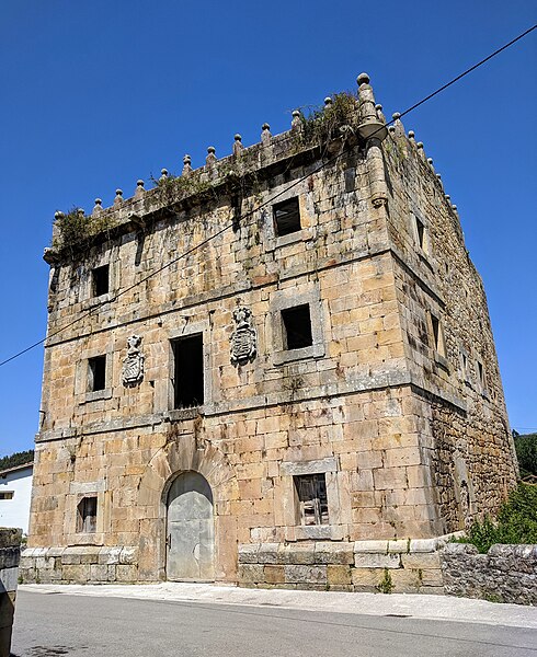 File:Torre de Hoyos 01.jpg