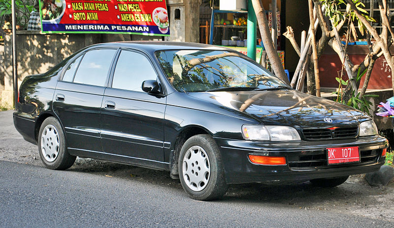 File:Toyota Corona Absolute (front), Denpasar.jpg