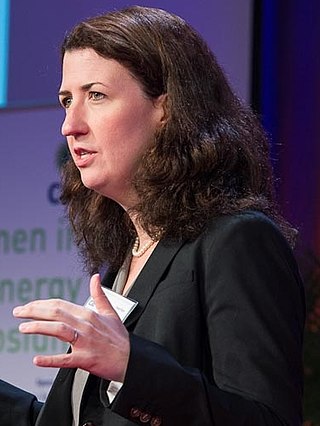 <span class="mw-page-title-main">Tracey Holloway</span>