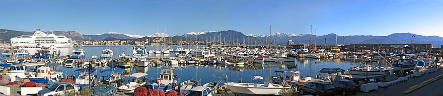 Panorama sur le port d'Ajaccio