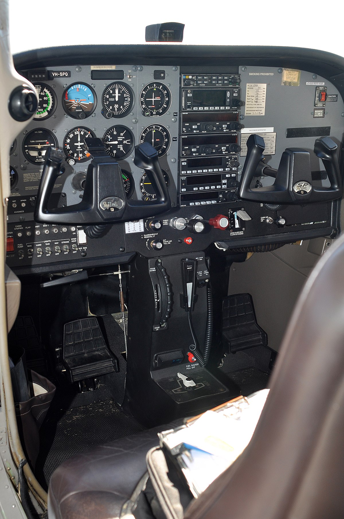 VH-SPQ Cessna 172S Skyhawk SP Redcliffe Aero Club (7220834766).jpg