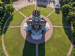 A Westernized "four-petal" church from the 1690s Vadimrazumov copter - Dubrovitsy.jpg