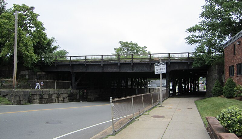 File:Washington Street MBTA rail bridge from Joy Street, June 2011.jpg