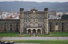 West Virginia State Penitentiary West Virginia State Penitentiary, Moundsville, WV.jpg