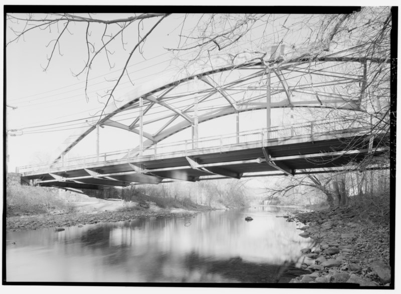 File:Western face of bridge, looking east along oil creek. - Franklin Street Bridge, Spanning Oil Creek at Franklin Street (State Route 8), Titusville, Crawford County, PA HAER PA,20-TITVI,4-3.tif