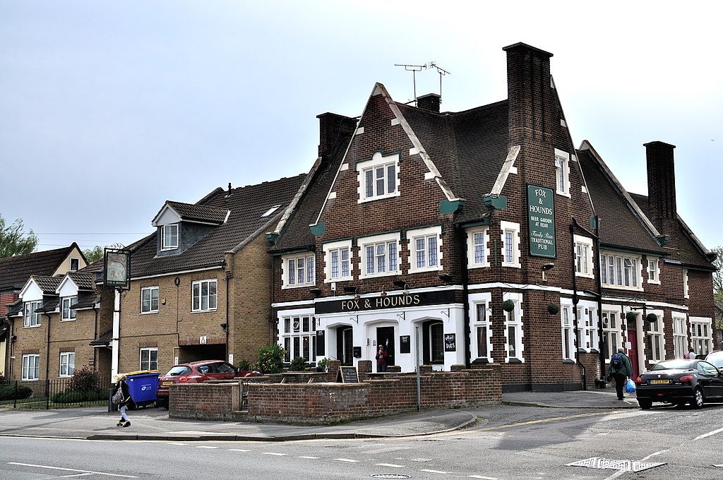 Small picture of The Fox & Hounds courtesy of Wikimedia Commons contributors