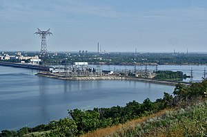 UHE Saratov, vista da margem direita a montante